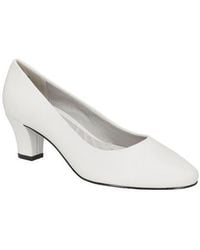 Easy Street - Ballari Round Toe Pump - Lyst