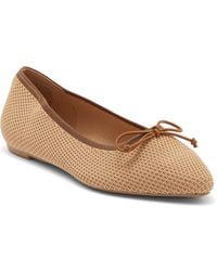 Tahari - Bogota Pointed Toe Flat - Lyst