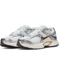 Nike - V5 Rnr Sneaker - Lyst