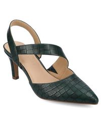 Journee Collection - Scarlett Pointed Toe Pump - Lyst