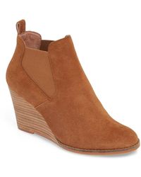 caslon leon wrapped bootie