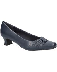 Easy Street - Waive Square Toe Pump - Lyst