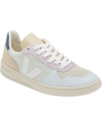 Veja - V-10 Sneaker - Lyst