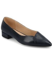Journee Collection - Carmin Pointed Toe Flat - Lyst