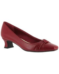 Easy Street - Waive Square Toe Pump - Lyst