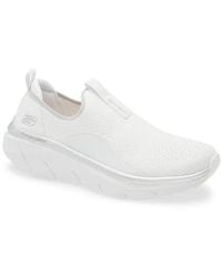 Skechers - Relaxed Fit D'Lux Walker 2.0 Sparkle Slip-On Sneaker - Lyst