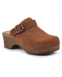 White Mountain Suede Being Clog in Dark Brown (Brown) - Lyst