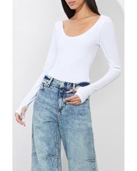 Alice + Olivia - Rhys Ballet Long Sleeve Rib Bodysuit - Lyst