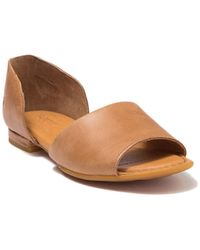 born kibbee flat sandals