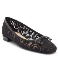 Stuart Weitzman - Arabella Lace Ballet Flat - Lyst