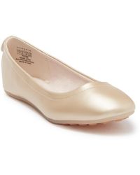 danskin poise ballet flat