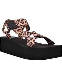 Guess - Avin Spot Platform Sandal - Lyst