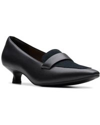 Clarks - Scarlyt Mabel Kitten Heel Pump - Lyst