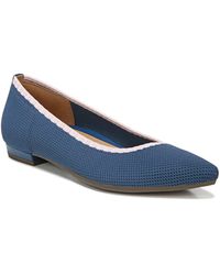 Gorgeous teal shoes. Wedding photography by Christopher Norris Photographers, Cleveland 