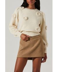 Astr - Wilessa Floral Appliqué Sweater - Lyst