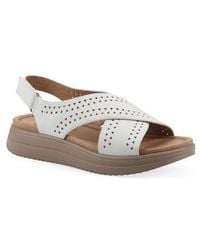 White Mountain - Haniya Flatform Sandal - Lyst