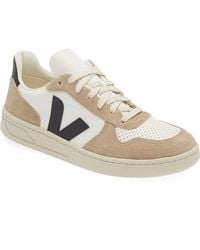 Veja - V-10 Sneaker - Lyst