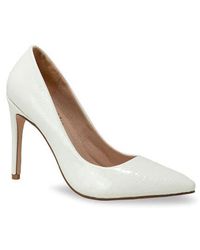 In Touch Footwear - Lala Pointed Toe Pump - Lyst