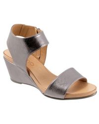 BUENO - Ida Ankle Strap Wedge Sandal - Lyst