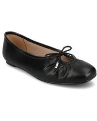 Journee Collection - Callee Keyhole Square Toe Flat - Lyst