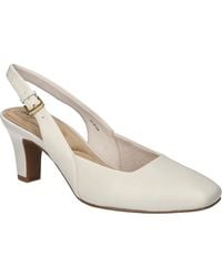 Easy Street - Ritsa Slingback Pump - Lyst