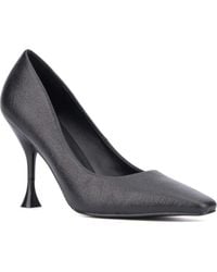 TORGEIS - Kamana Pointed Toe Pump - Lyst