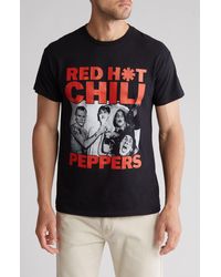 Merch Traffic - Red Hot Chili Peppers Photo Graphic T-shirt - Lyst