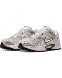 Nike - V5 Runner Sneaker - Lyst