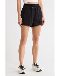 90 Degrees - Lightstreme 2-In-1 Performance Shorts - Lyst