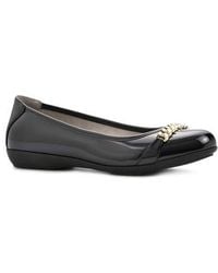 White Mountain - Mountain Charmed Flat - Lyst