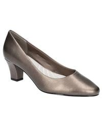 Easy Street - Elegant Round Toe Pumps - Lyst