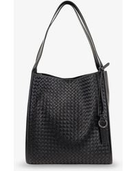 Bottega Veneta - Corriere Leather Shoulder Bag With Intrecciato Pattern - Lyst