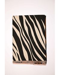 NUNA LIE - Sciarpa A Motivo Zebra & Leo Taglia - Lyst