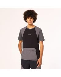 Oakley - Verve Rc Kangaroo Pocket Tee - Color: Black - Lyst