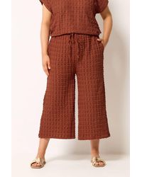 Yours - Bubble Textured Cropped Trousers - Lyst