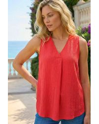 Roman - Textured Pleat Front Vest Top - Lyst