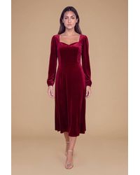 Dorothy Perkins - Petite Sweetheart Neck Velvet Midi Dress - Lyst