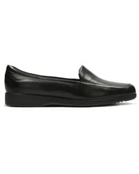 Clarks - Georgia Loafer Leather Slip Ons - Lyst