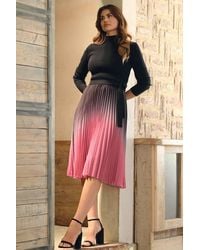 Izabel London - Ombre Tie Waist Pleated Knit Midi Dress - Lyst