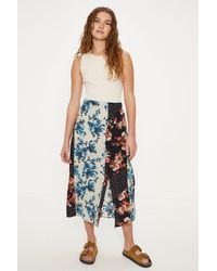 Oasis - Mixed All Over Floral Spot Printed Skirt - Lyst