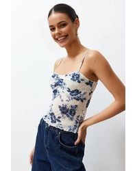 WOVCOR - Floral Ruched Strappy Lace Trim Top - Lyst