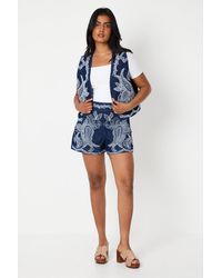 Oasis - Embroidered Denim Shorts - Lyst