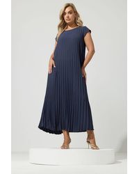 Yours - Pleated Maxi Dress - Lyst