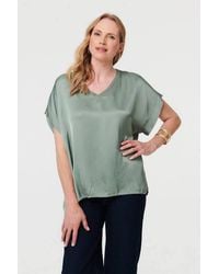 Izabel London - Relaxed Batwing Short Sleeve Relaxed Top - Lyst