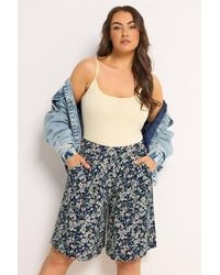Yours - Ditsy Floral Shorts - Lyst