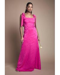 Oasis - Square Neck Chiffon Tie Shoulder Satin Jacquard Bridesmaid Dress - Lyst