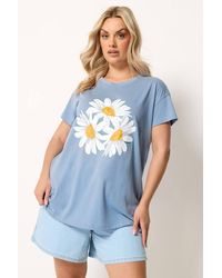 Yours - Studded Daisy T-Shirt - Lyst