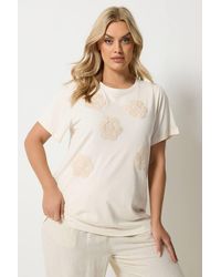 Yours - Daisy Applique T-Shirt - Lyst