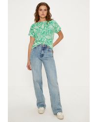 Oasis - Essential Cotton Paisley Floral Roll Sleeve Slub T-shirt - Lyst