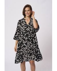 Kaffe - Kahera V-Neck Knee-Length Printed Dress - Lyst